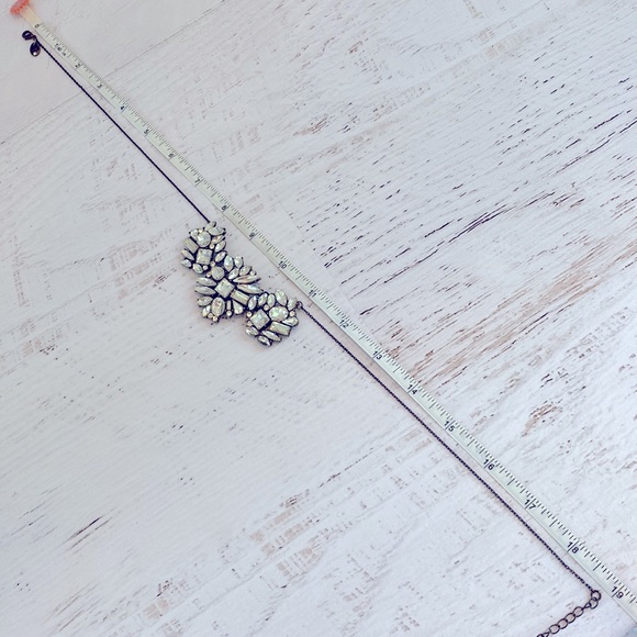 Vintage Style Crystal Necklace 18” with 2 1/2” Extender - Picture 8 of 9